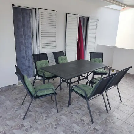 Nirvana Apartment